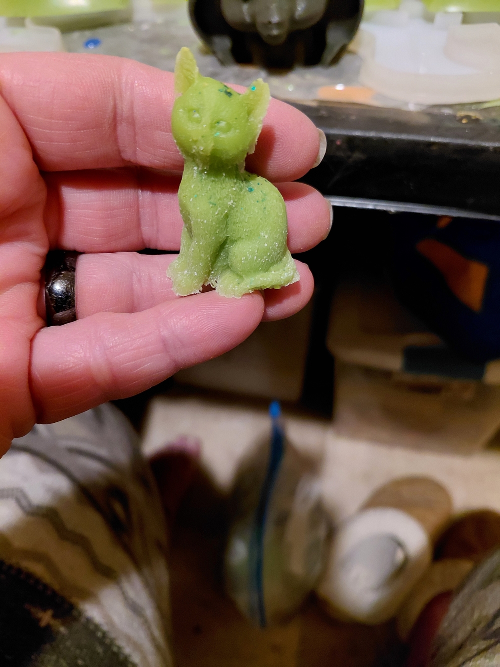 Unbranded Lime Green Decorative Cat Accent for Home Displays